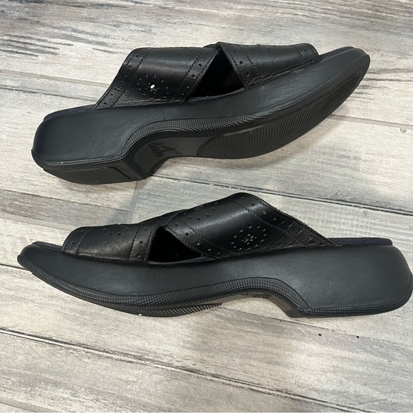 Dansko Black Leather Slide Sandals Mules Perforated Pattern EU Size 42 US 12 - Picture 3 of 8